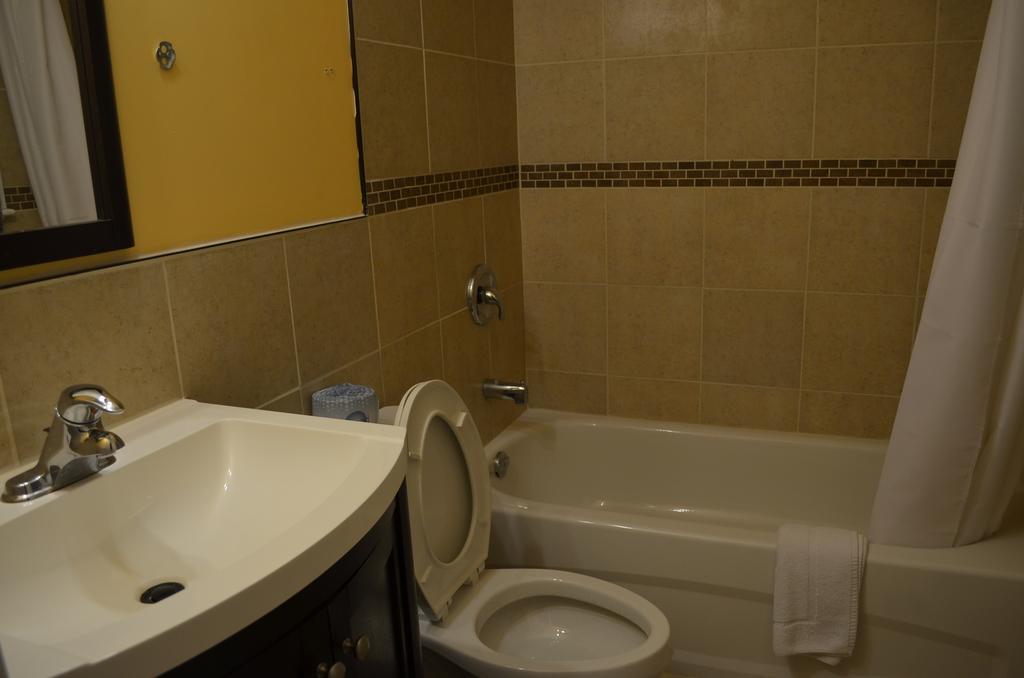 Mohawk Motel Brantford Ruang foto